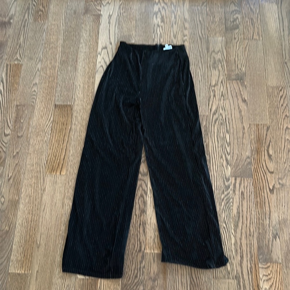 Used black Lelis jumper pants